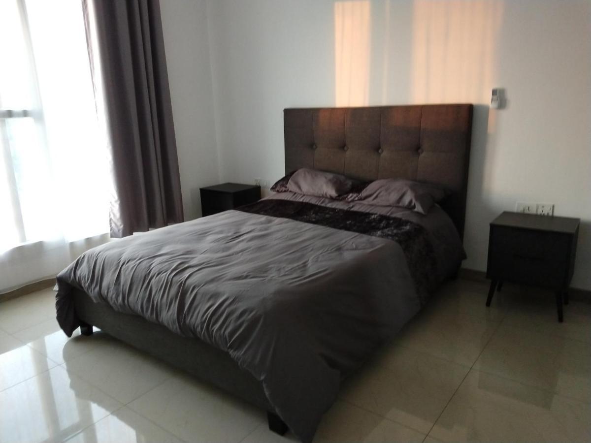 Premier Executive Apartment - The Ivy, East Legon อักกรา ภายนอก รูปภาพ