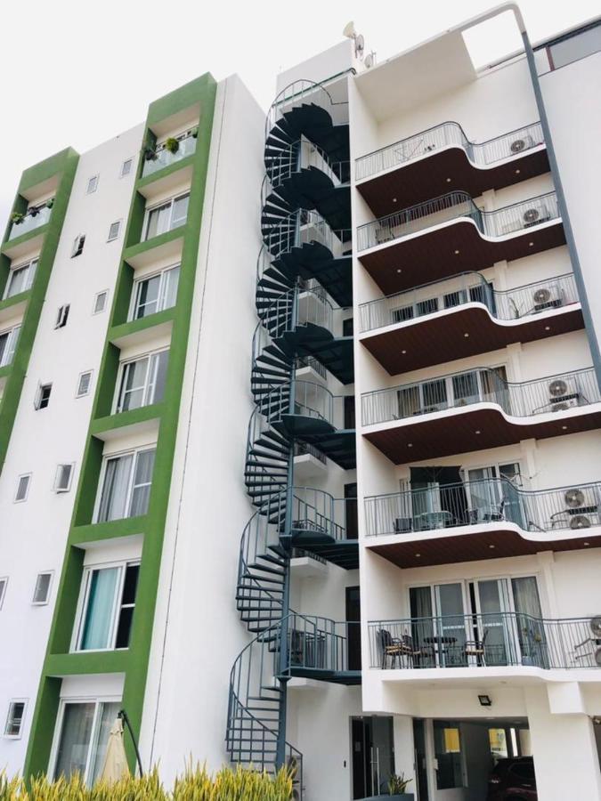Premier Executive Apartment - The Ivy, East Legon อักกรา ภายนอก รูปภาพ